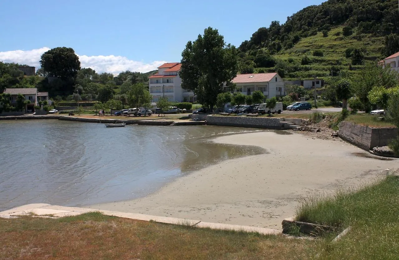 Apartment Supetarska Draga - Donja 2001D
